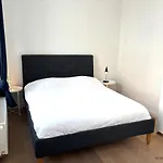 아파트 Le Botanique Des Augustins -100m2 En Plein Centre 리에주