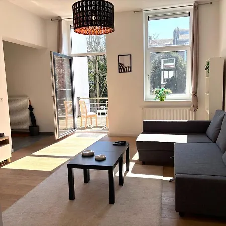 Lägenhet Le Botanique Des Augustins -100m2 En Plein Centre Liège